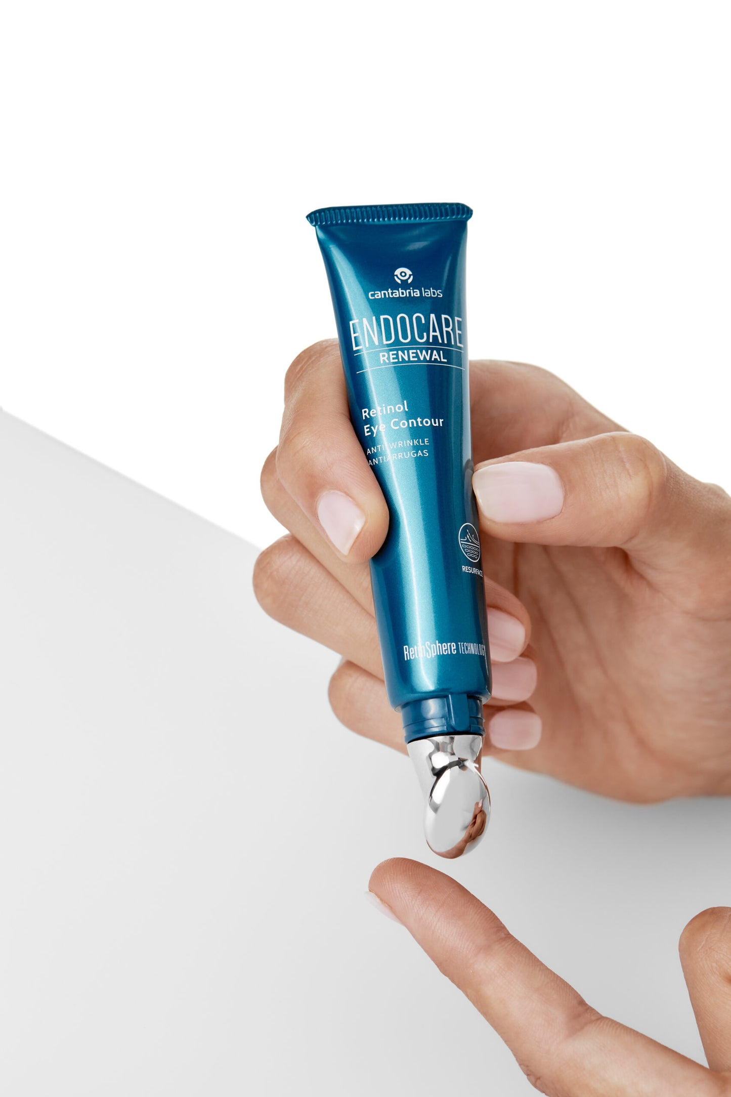 ENDOCARE Renewal Retinol Eye Contour | Anti-wrinkle eye cream with retinol, 15ml