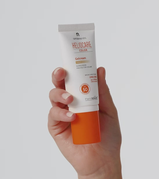 Heliocare Color Gelcream SPF 50 (light) saules krems sausai adai uz balta fona