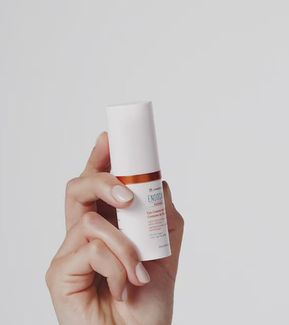 Endocare Radiance Eye Contour Anti-dark Circles acu krems tumšiem lokiem uz balta fona
