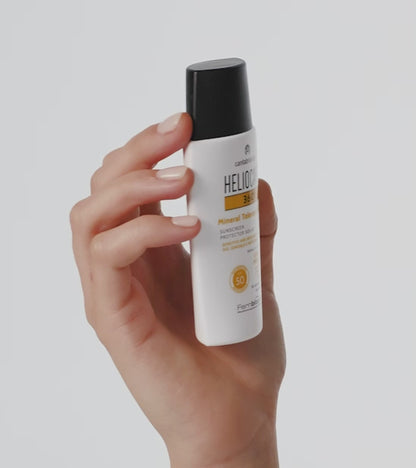 Heliocare 360º Mineral Tolerance Fluid SPF 50 saules aizsargkrems sejai jutigai adai uz balta fona